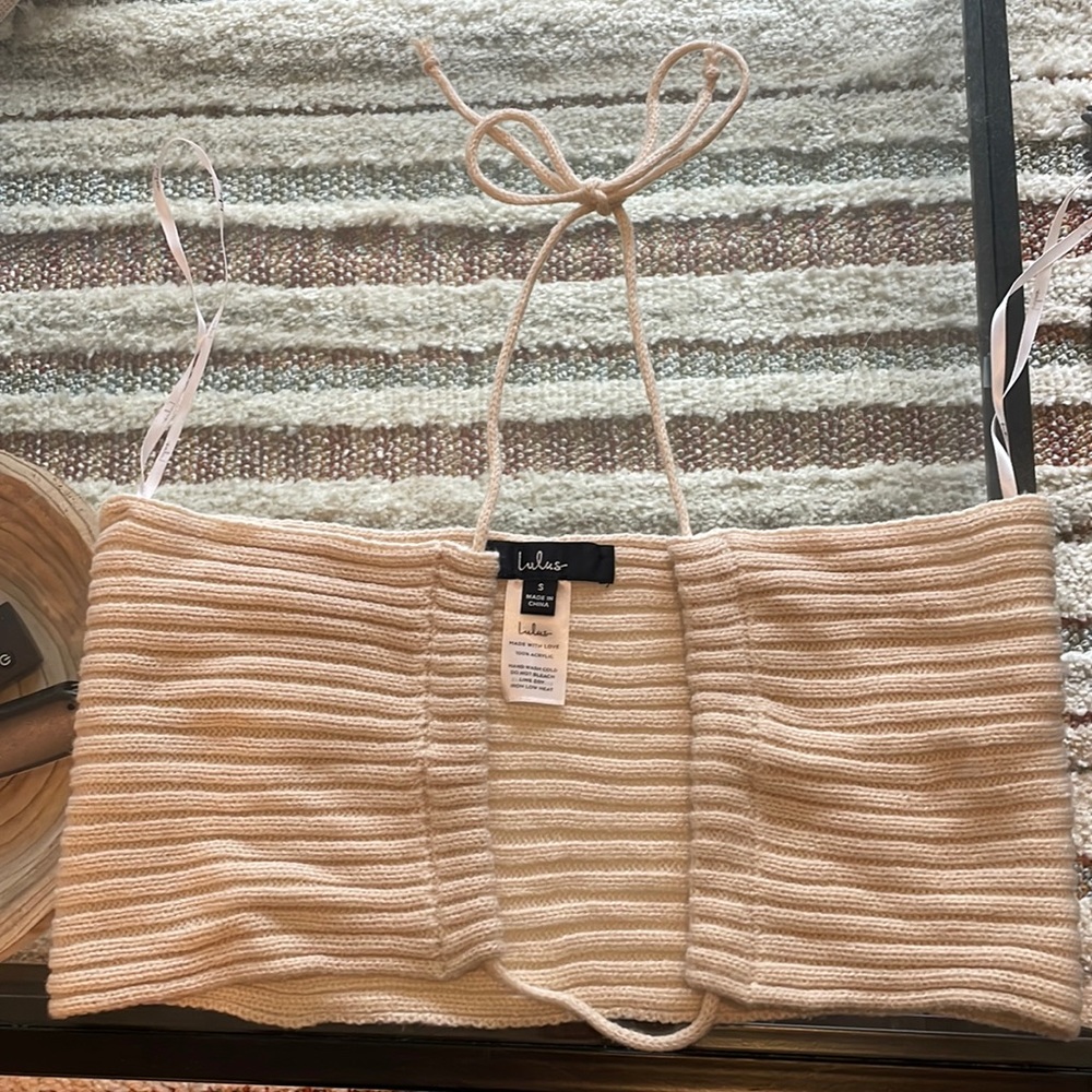 Lulu’s sweater top